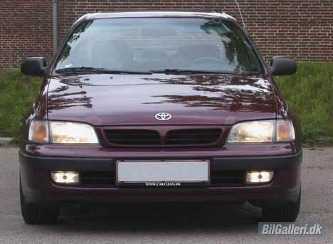 Toyota Carina E "SOLGT" - Dejligt med Tågeforlygter.  billede 6