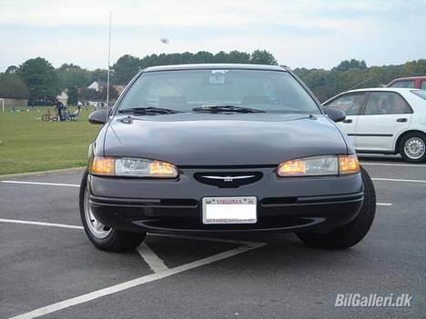 Amerikaner  Ford Thunderbird Lx billede 3