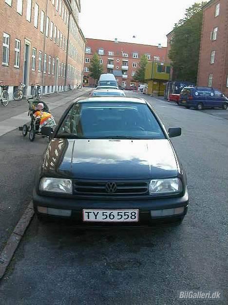 VW Vento - Jaaa fronten ville blive en del kønner uden emblem billede 4