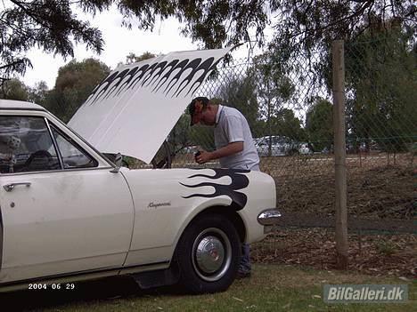 Amerikaner Holden Kingswood - Adelaide, olietjek og klistertuning billede 10