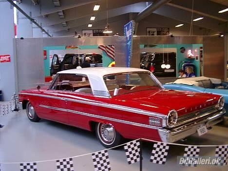 Amerikaner Ford Galaxie XL500 SOLGT - Udstillet i Bella Centeret billede 9