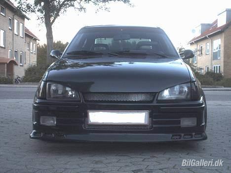 Opel Kadett E Turbo *SOLGT* billede 1