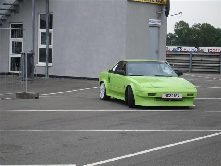 Toyota MR2 Turbo  -Trackday bil- - På vej på banen. Se link til video under bemærkninger & flere "race" billeder i fotoalbum billede 6