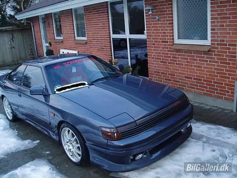 Toyota celica 2,0 GT - bilen med skørter billede 4