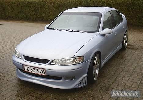 Opel vectra B 2,0 16v SOLGT billede 4