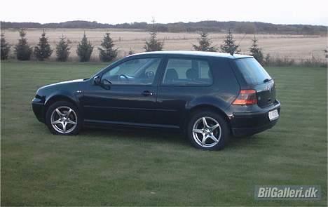 VW Golf 4 billede 2