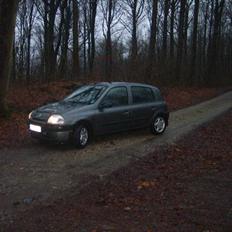 Renault Clio II 1,2 solgt