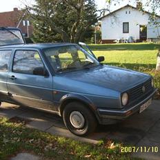 VW Golf 1,8. Solgt