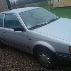 Mazda 323 LX 1.3 solgt