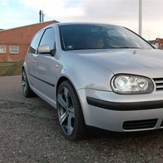 VW Golf  IV ( SOLGT )