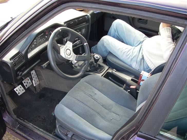 BMW 320 i E30 SOLGT billede 18