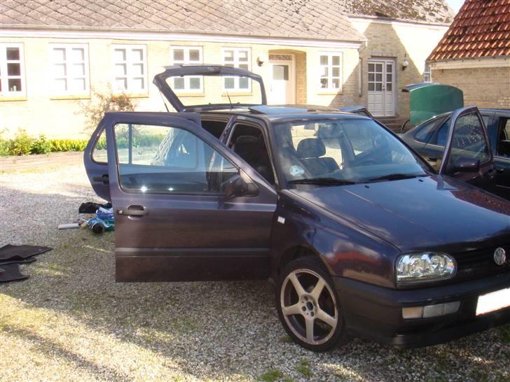 VW Golf 3 "DØD" - Taget den 9/9-2008 billede 1