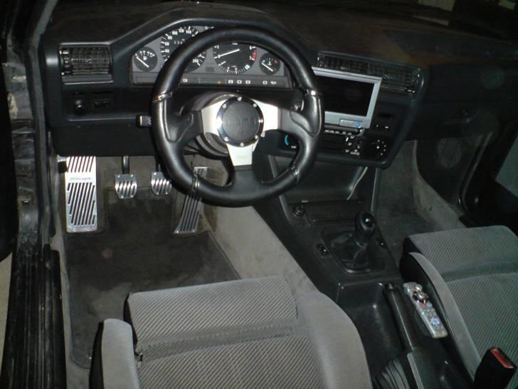 BMW E30 - V8  billede 2