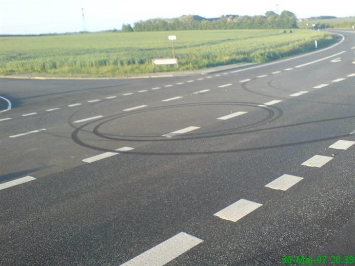 BMW E30 - V8  billede 7