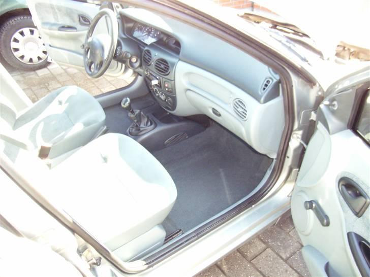 Renault Megane RN 5d SOLGT! - ja så kom der film i ruderne billede 20