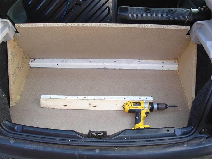 Peugeot 206 GTi - Mit første højtaler projekt (Afmonteret igen, da jeg har købt andre kompomenter) billede 6