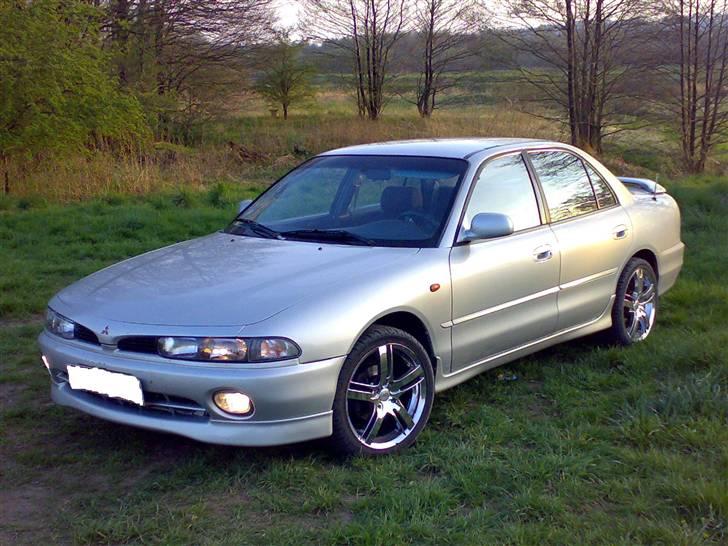 Mitsubishi Galant V6-24V - Det billede er taget samme dag som jeg fik den... billede 1