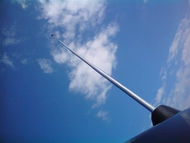 Mercedes Benz 190E SOLGT - ja den kan sq fange alt... selv tør røv(else) lokal radio billede 13