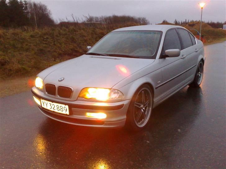 BMW 323i ##SOLGT## billede 5