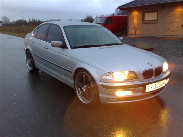 BMW 323i ##SOLGT## billede 6