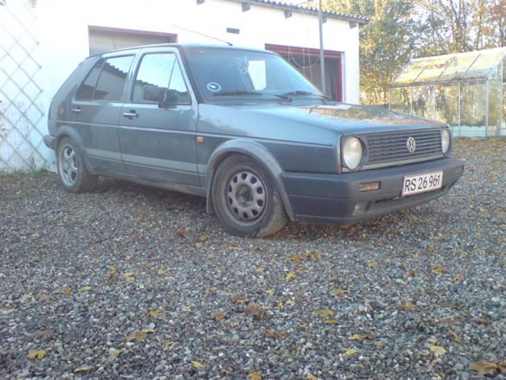 VW Golf 2 1.6 GTD (solgt) - jaaa. den lille dyt begynder at se fiiiin ud  billede 17