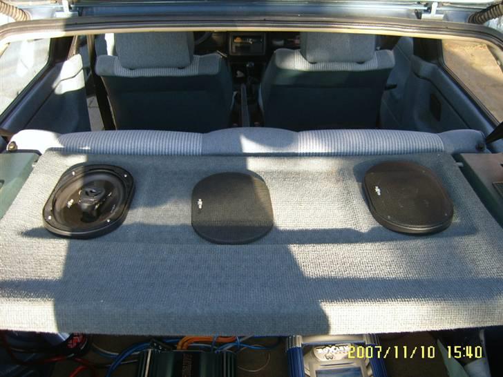 VW Golf 1,8. Solgt billede 9