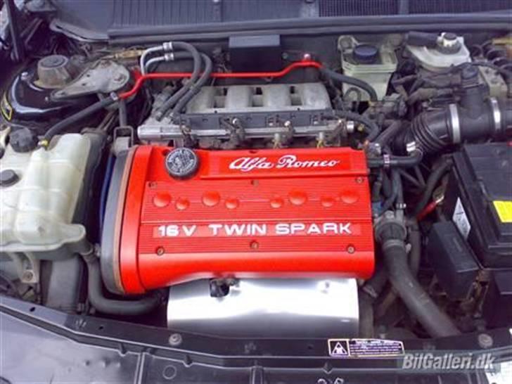 Alfa Romeo 155 2,0 S Sport (SOLGT) billede 2