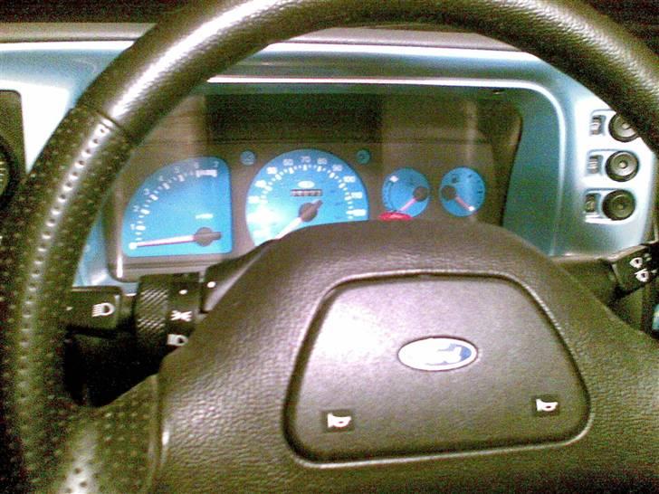 Ford Escort Rs Turbo Solgt - Instrument med blå dioder... billede 6