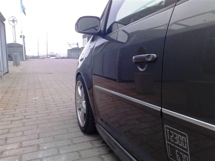 VW Touran 2,0 TDI (Highline) billede 10