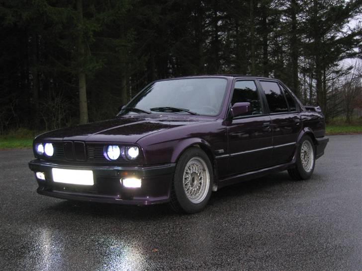 BMW E30 325i - SOLGT - billede 4