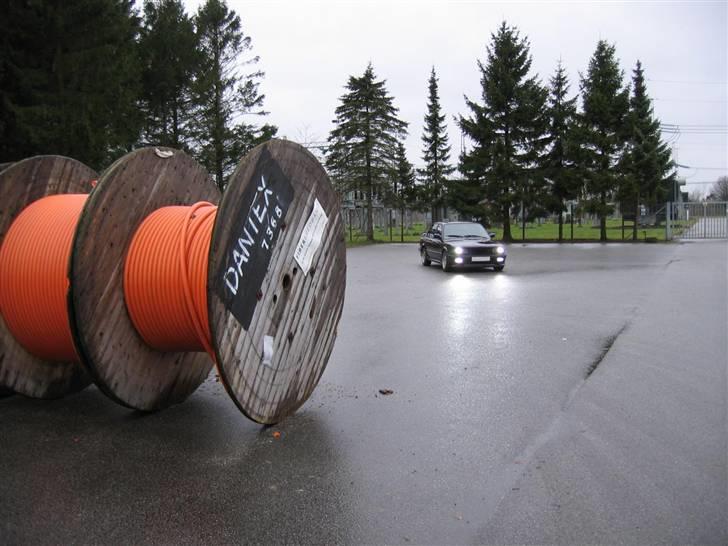 BMW E30 325i - SOLGT - billede 10