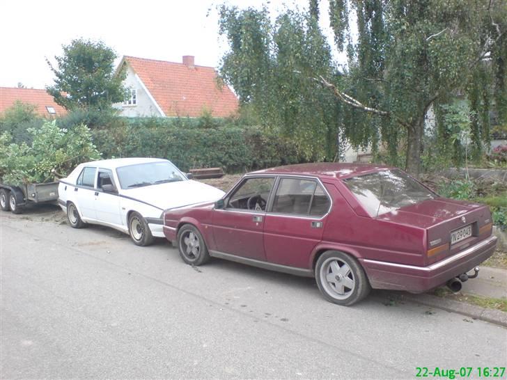 Alfa Romeo 75 - Her mødes min kære 75ér med en sjælden diesel 90ér billede 4