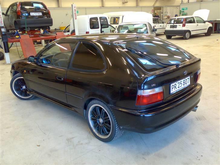 Toyota Corolla 1,3 Xli xXSOLGTXx billede 19