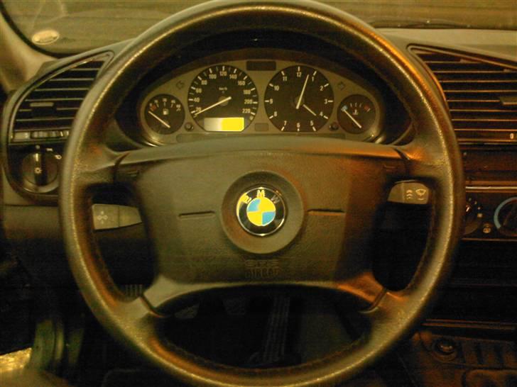 BMW 316i e36 SOLGT! billede 8