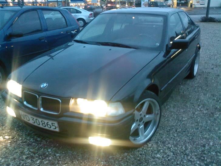 BMW 316i e36 SOLGT! billede 9