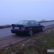 BMW 325i/28i "solgt"