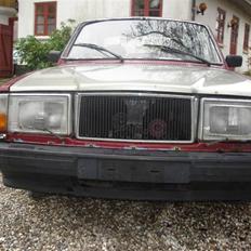 Volvo 242
