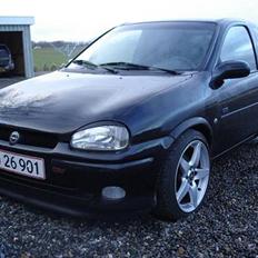 Opel Corsa B GSi (SOLGT)