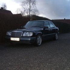 Mercedes Benz E 300 sportsline (solgt)