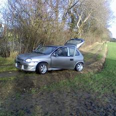 Opel Corsa B Gsi 16V