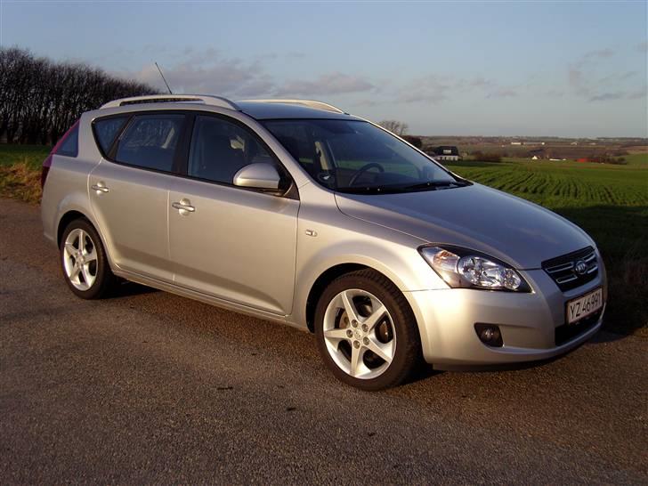 Kia Ceed SW 2,0 CRDI Sport billede 1