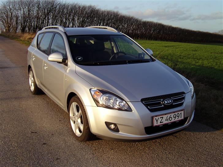 Kia Ceed SW 2,0 CRDI Sport billede 2