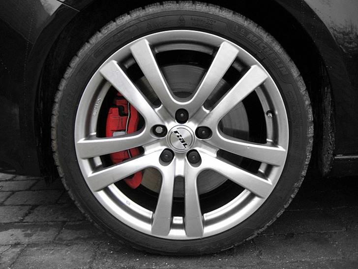 Seat Leon Cupra 2 - Store 345 mm. bremser. På grund af disse, så SKAL der minimum 18" hjul på bilen. billede 5