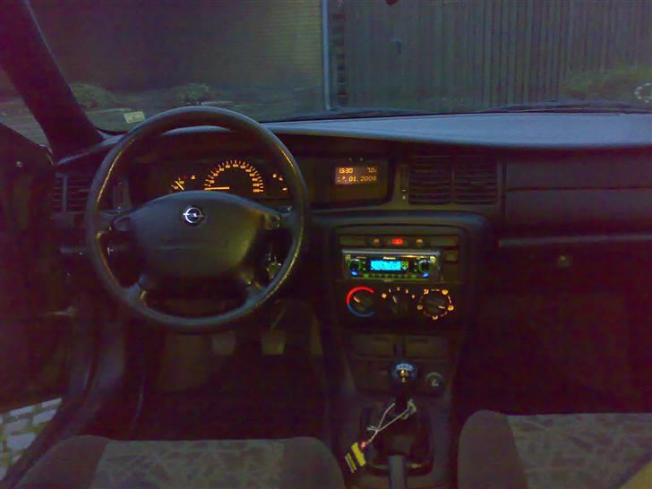 Opel Vectra B *SOLGT* billede 6