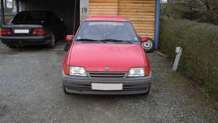 Opel Kadett 1,4i SOLGT billede 10