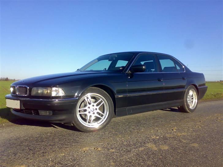 BMW 740i V8 billede 6