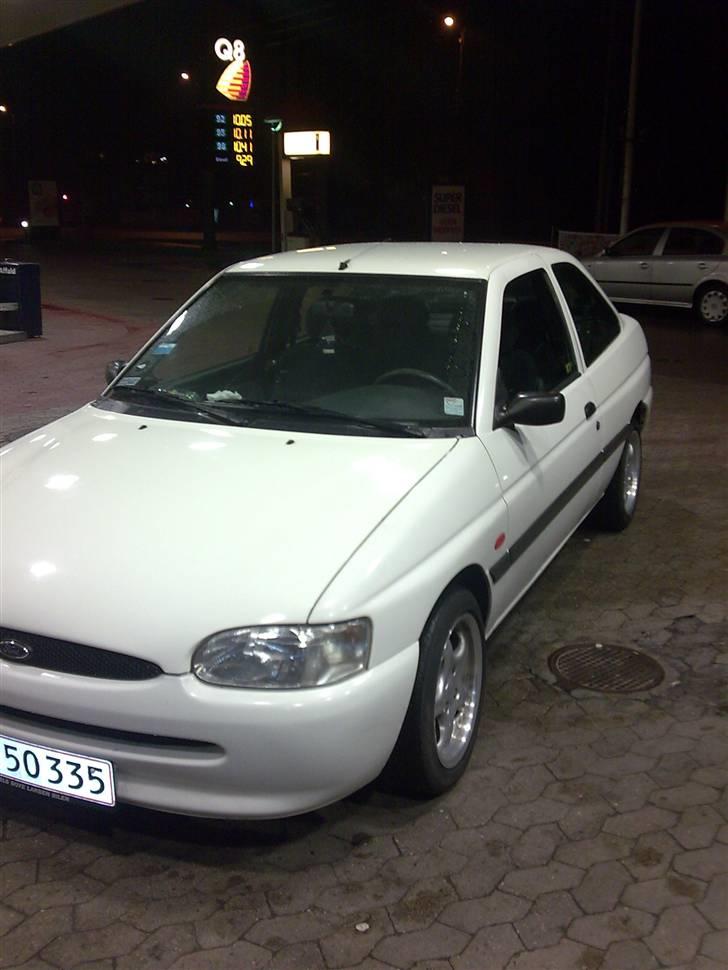 Ford Escort 1,4 Algarve(SOLGT) billede 6