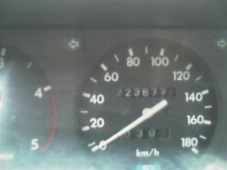 Nissan Patrol  ( solgt ) billede 9