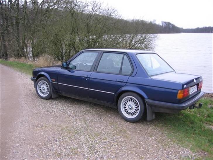 BMW 324TD - Solgt billede 5