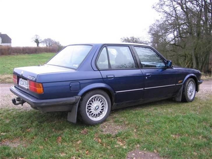 BMW 324TD - Solgt billede 7